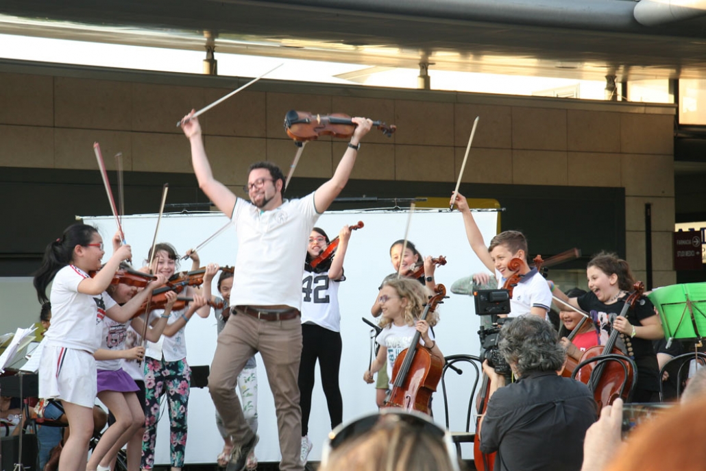 Un saluto musicale dell’Orchestra delle Piagge