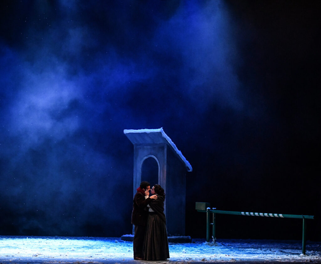 11 La boh#U00e8me_20Gen19_Teatro Goldoni Livorno_una scena atto 1_foto di Augusto Bizzi