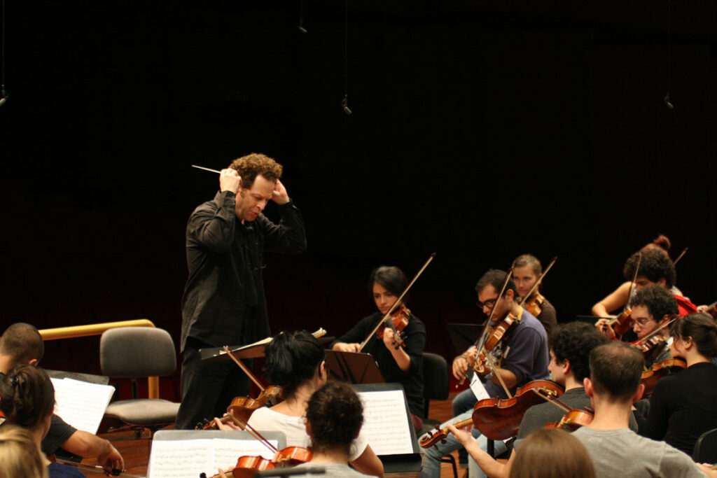 axelrod-roma-20121019-025