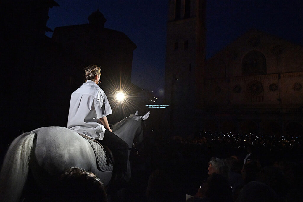 jeanne-d-arc-au-bucher-festival-di-spoletofoto-mlaura-antonelli-agf-2