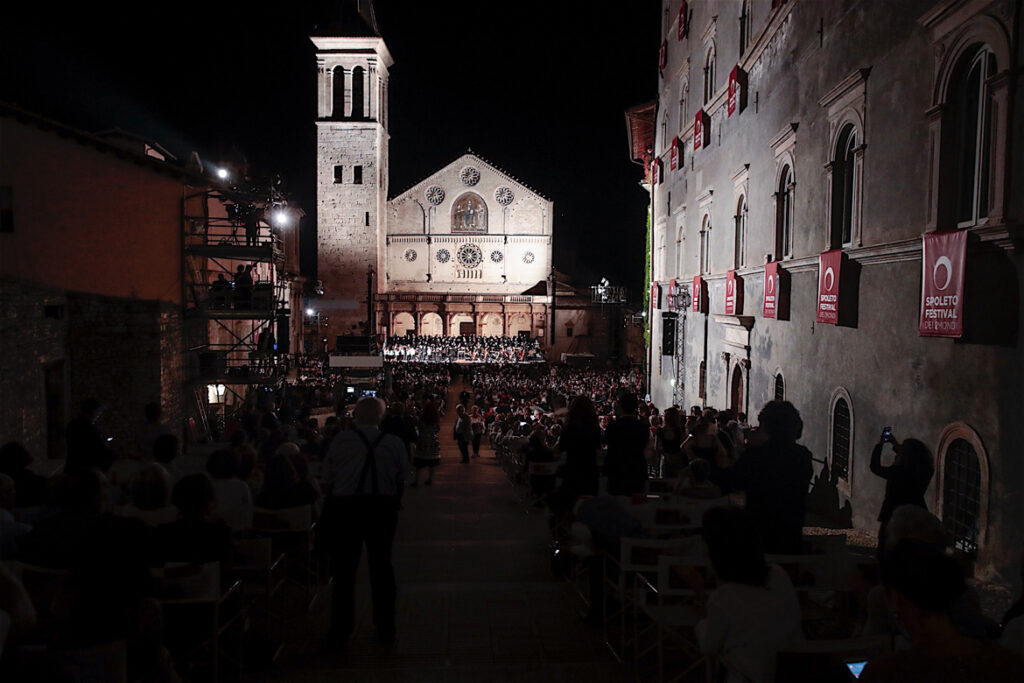 jeanne-d-arc-au-bucher-festival-di-spoletofoto-mlaura-antonelli-agf