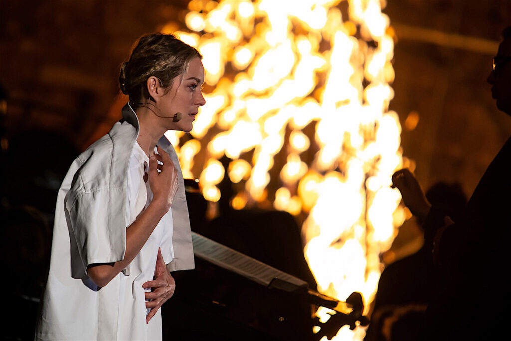 jeanne-d-arc-au-bucher-festival-di-spoletofoto-mlaura-antonelli-agf-8