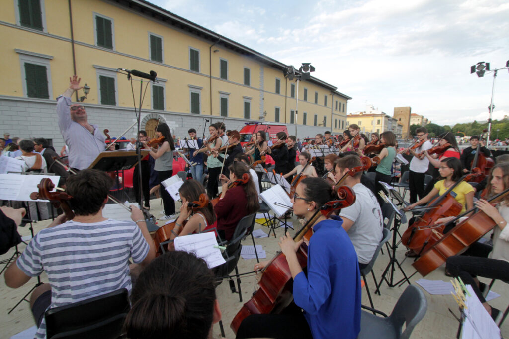 i-fochi-di-san-giovanni-orchestra-dei-ragazzi-edoardo-rosadini-1