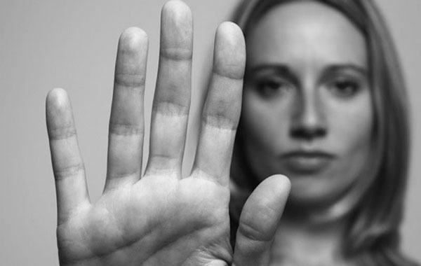 I gesti delle donne contro i regimi di genere